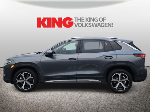 New 2026 Volkswagen Tiguan SE image 7