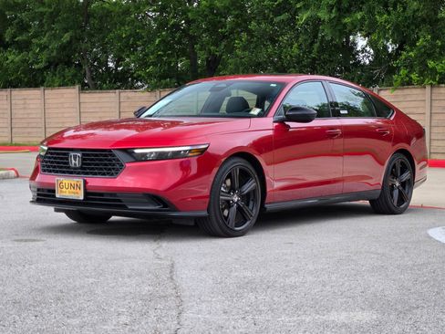 Certified 2025 Honda Accord Sport image 7