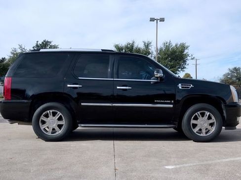 Used 2007 Cadillac Escalade 2WD w/ Information Package image 15