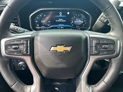 Used 2023 Chevrolet Silverado 1500 LT AWD/4WD image 23