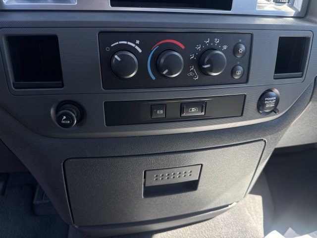 Used 2007 Dodge Ram 3500 Truck SLT RWD image 18