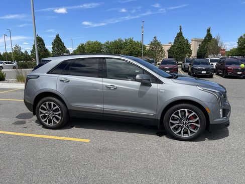 Used 2023 Cadillac XT5 Sportv w/ Technology Package AWD/4WD image 11