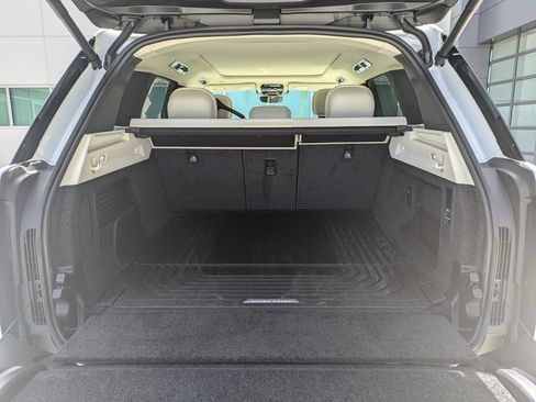 New 2026 Land Rover Range Rover SE AWD/4WD image 14