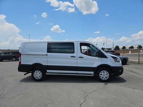 Used 2025 Ford Transit 250 Low Roof w/ Exterior Upgrade Package RWD image 4