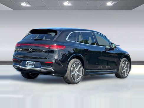 Used 2023 Mercedes-Benz EQS 580 4MATIC SUV image 8
