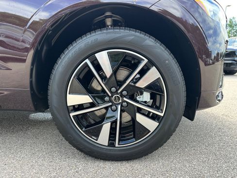 New 2026 Volvo XC60 B5 Core w/ Climate Package image 7