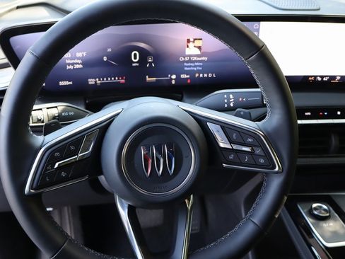 New 2025 Buick Enclave Preferred image 12