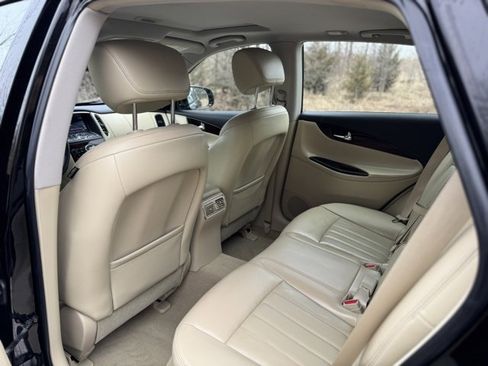 Used 2017 INFINITI QX50 AWD w/ Premium Plus Package image 11