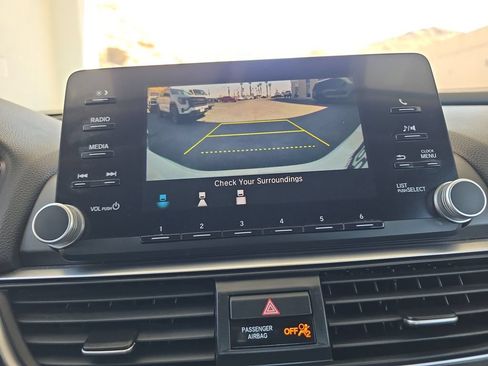Used 2019 Honda Accord LX image 14