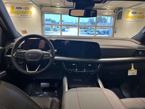 New 2026 Chevrolet Tahoe RST w/ RST Capability Package AWD/4WD image 11