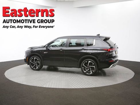 Used 2023 Mitsubishi Outlander SE image 63