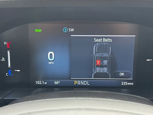 New 2025 Ford Maverick XL w/ Equipment Group 101A image 24