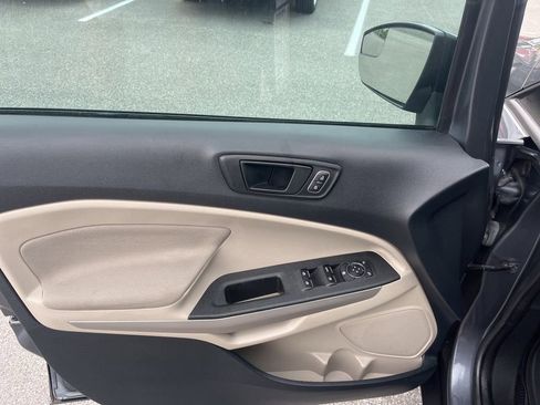 Used 2020 Ford EcoSport S FWD image 18