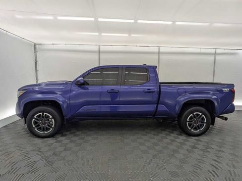 Used 2024 Toyota Tacoma TRD Sport image 3