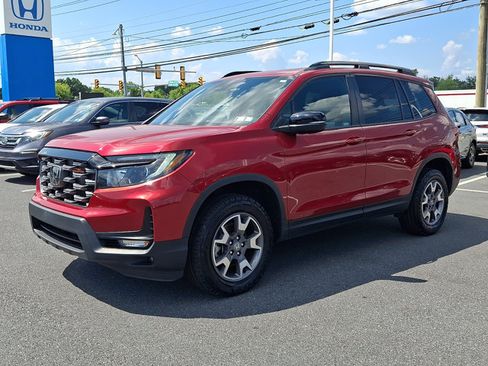 Certified 2023 Honda Passport TrailSport image 4