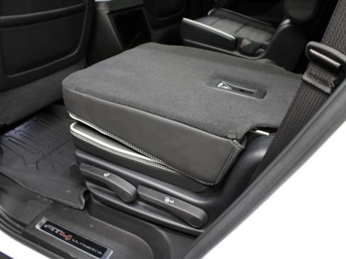 Used 2026 GMC Yukon AT4 Ultimate w/ LPO, Floor Liner Package AWD/4WD image 74