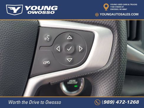 Used 2024 GMC Terrain SLE w/ Driver Convenience Package FWD image 15