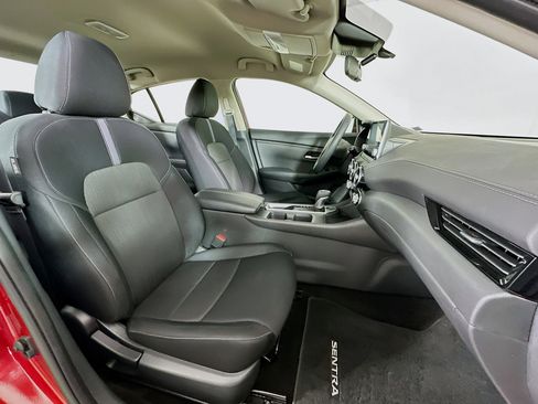 Used 2024 Nissan Sentra SV image 29