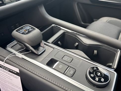 New 2026 Nissan Pathfinder SV w/ SV Premium Package image 25