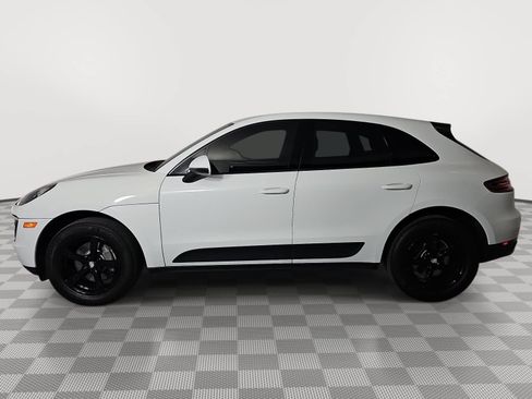 Used 2018 Porsche Macan AWD/4WD image 5