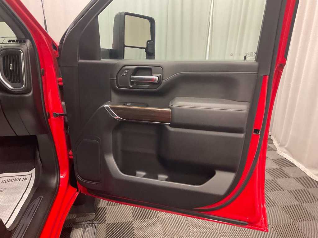Used 2022 Chevrolet Silverado 3500 LT AWD/4WD image 23