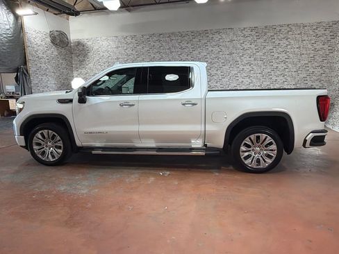 Used 2020 GMC Sierra 1500 Denali w/ Denali Premium Package AWD/4WD image 4