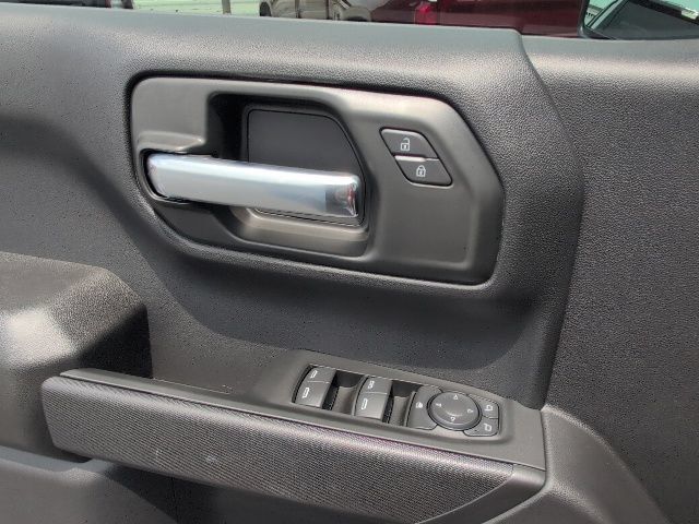 Used 2026 Chevrolet Silverado 1500 Custom RWD image 15