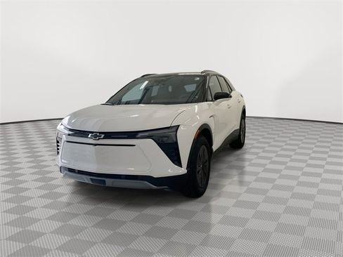 New 2025 Chevrolet Blazer EV LT image 5