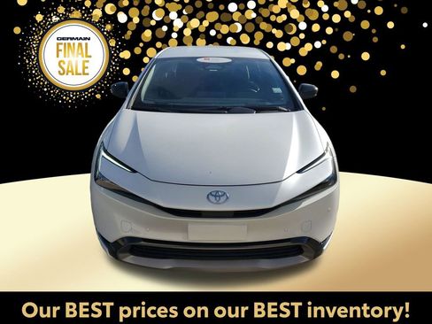 Certified 2024 Toyota Prius XLE image 3