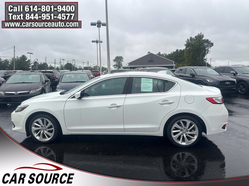Used 2018 Acura ILX w/ AcuraWatch Plus Package FWD image 4