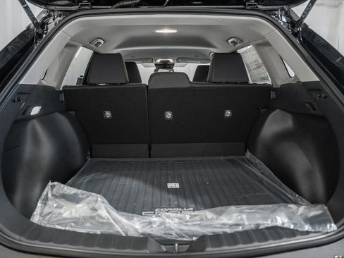 New 2026 Toyota Corolla Cross LE image 8