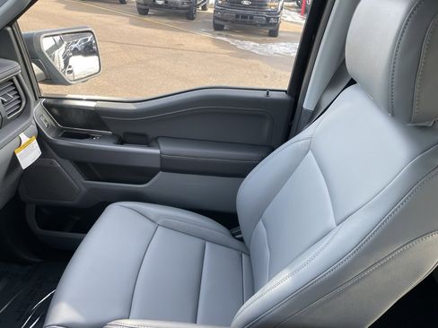 New 2025 Ford F150 Lightning Flash image 20