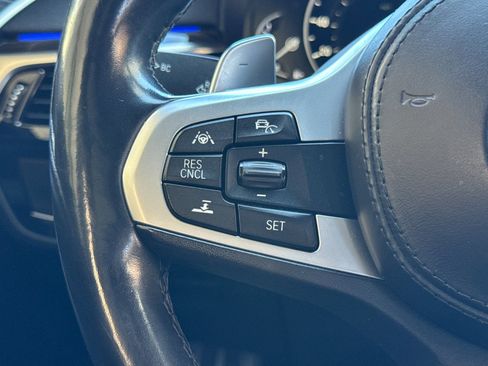 Used 2019 BMW M550i xDrive image 28