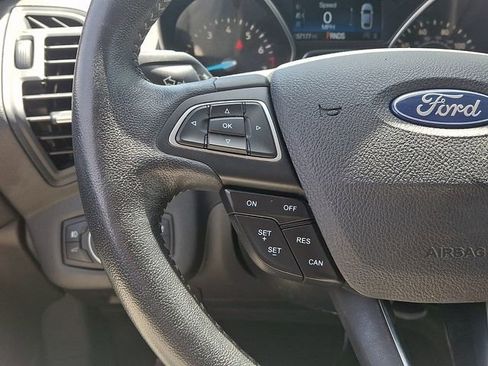 Used 2019 Ford Escape SE FWD image 22