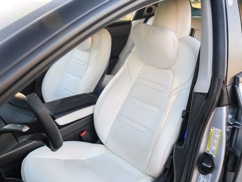 Used 2018 Tesla Model 3 Long Range image 93