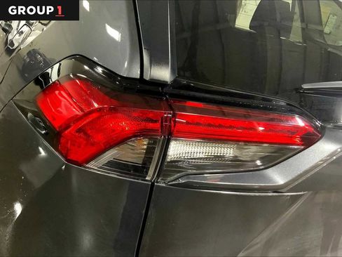 Used 2025 Toyota RAV4 XLE image 29