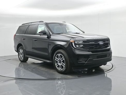 New 2025 Ford Expedition Active image 59