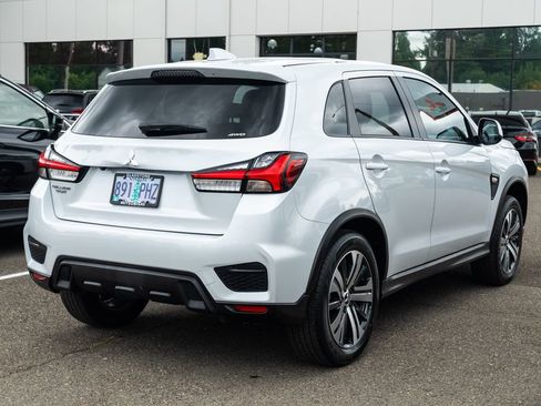 Used 2023 Mitsubishi Outlander Sport ES AWD/4WD image 6