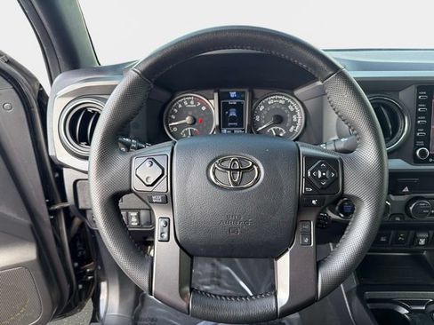 Used 2023 Toyota Tacoma TRD Off-Road w/ Advanced Technology Package AWD/4WD image 24