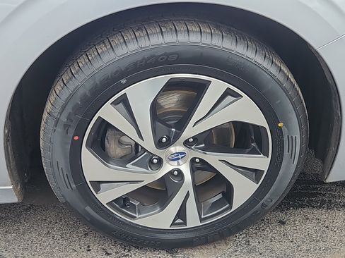 Used 2021 Subaru Legacy Premium image 27
