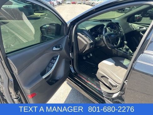 Used 2017 Ford Focus ST FWD image 8
