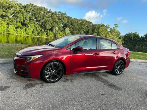 Certified 2024 Toyota Corolla SE FWD image 2