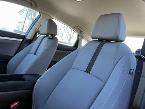 Used 2020 Honda Civic LX image 9