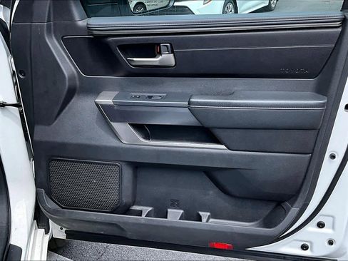 Used 2025 Toyota Tundra SR5 AWD/4WD image 22