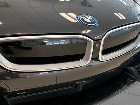 Used 2019 BMW i8 Coupe AWD/4WD image 26