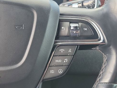 Used 2024 Lincoln Navigator Reserve image 6