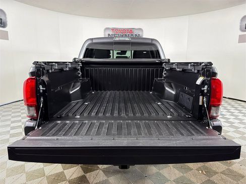 Used 2022 Toyota Tacoma SR5 image 18