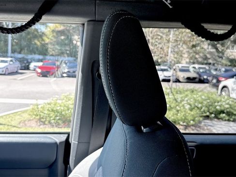 Used 2023 Ford Bronco Outer Banks image 17