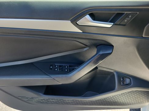 Certified 2023 Volkswagen Jetta Sport FWD image 21