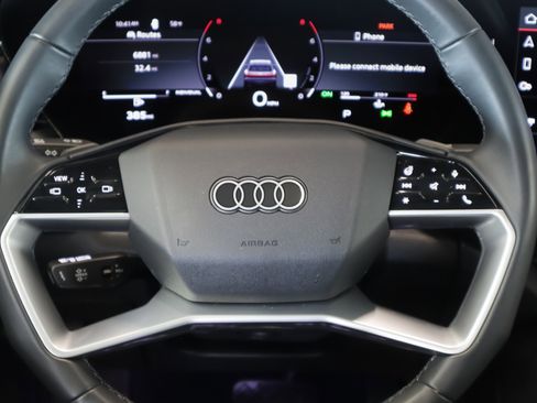 Certified 2025 Audi Q5 Premium w/ Convenience Package AWD/4WD image 19